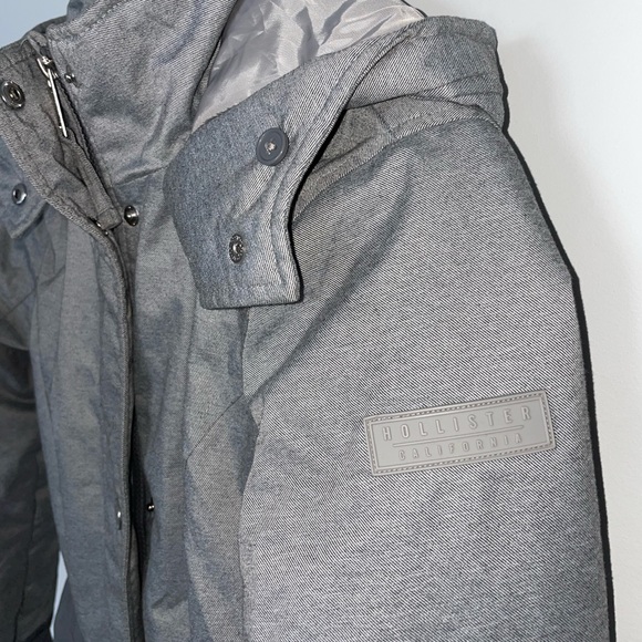 Grey Hollister Winter Jacket - Picture 4 of 7